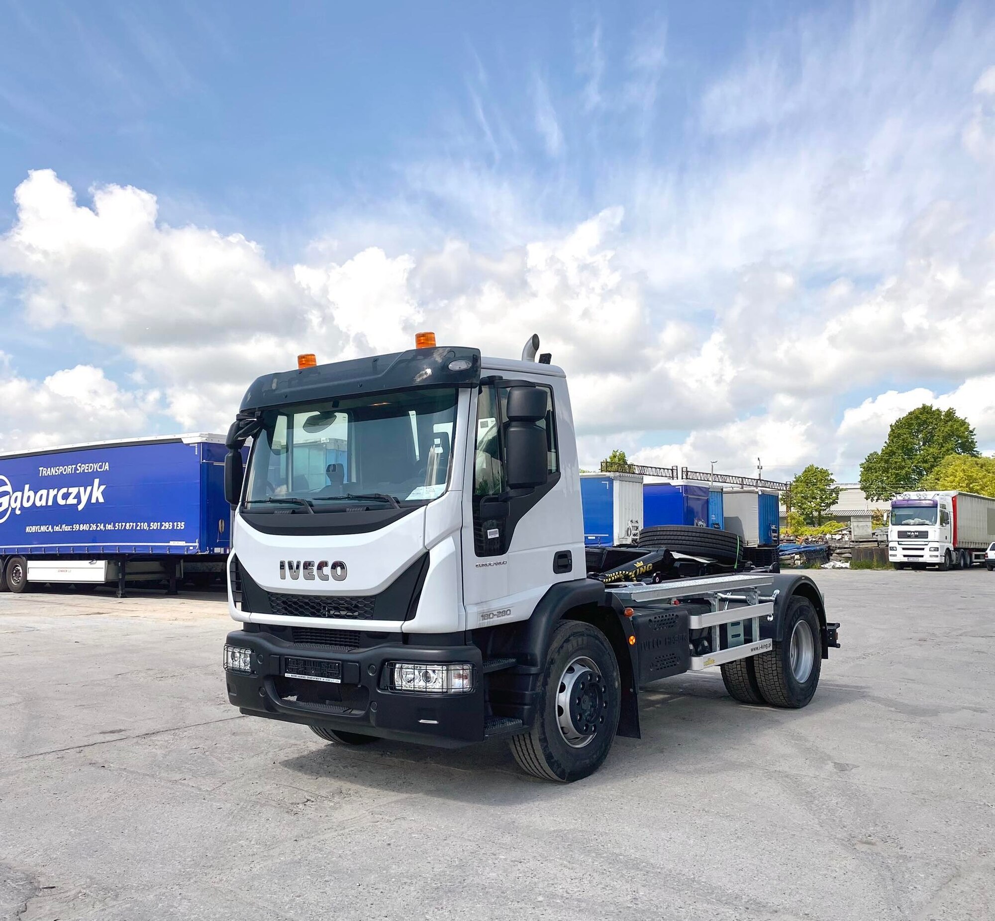 KING Vehicle Body Builder - anuncios sobre venta undefined: foto 3