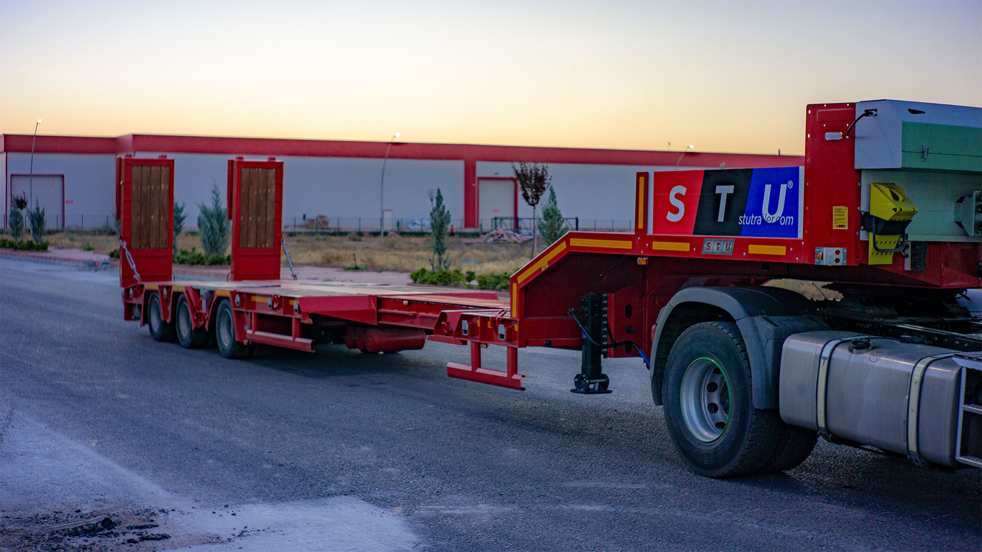 STU TRAILER DORSE ITHALAT IHRACAT LTD. STI. undefined: foto 5