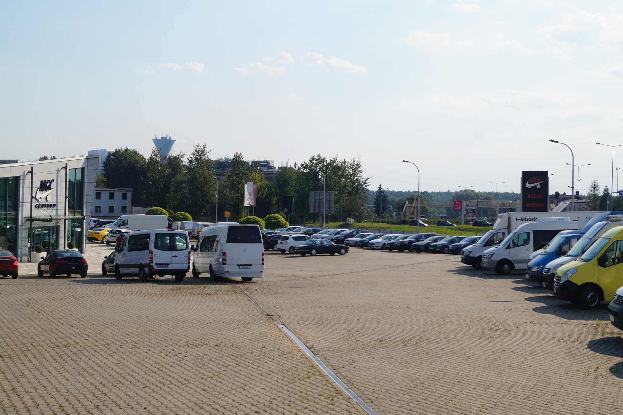MGC CENTRUM SAMOCHODOW DOSTAWCZYCH - Vehículos municipales MERCEDES-BENZ undefined: foto 8