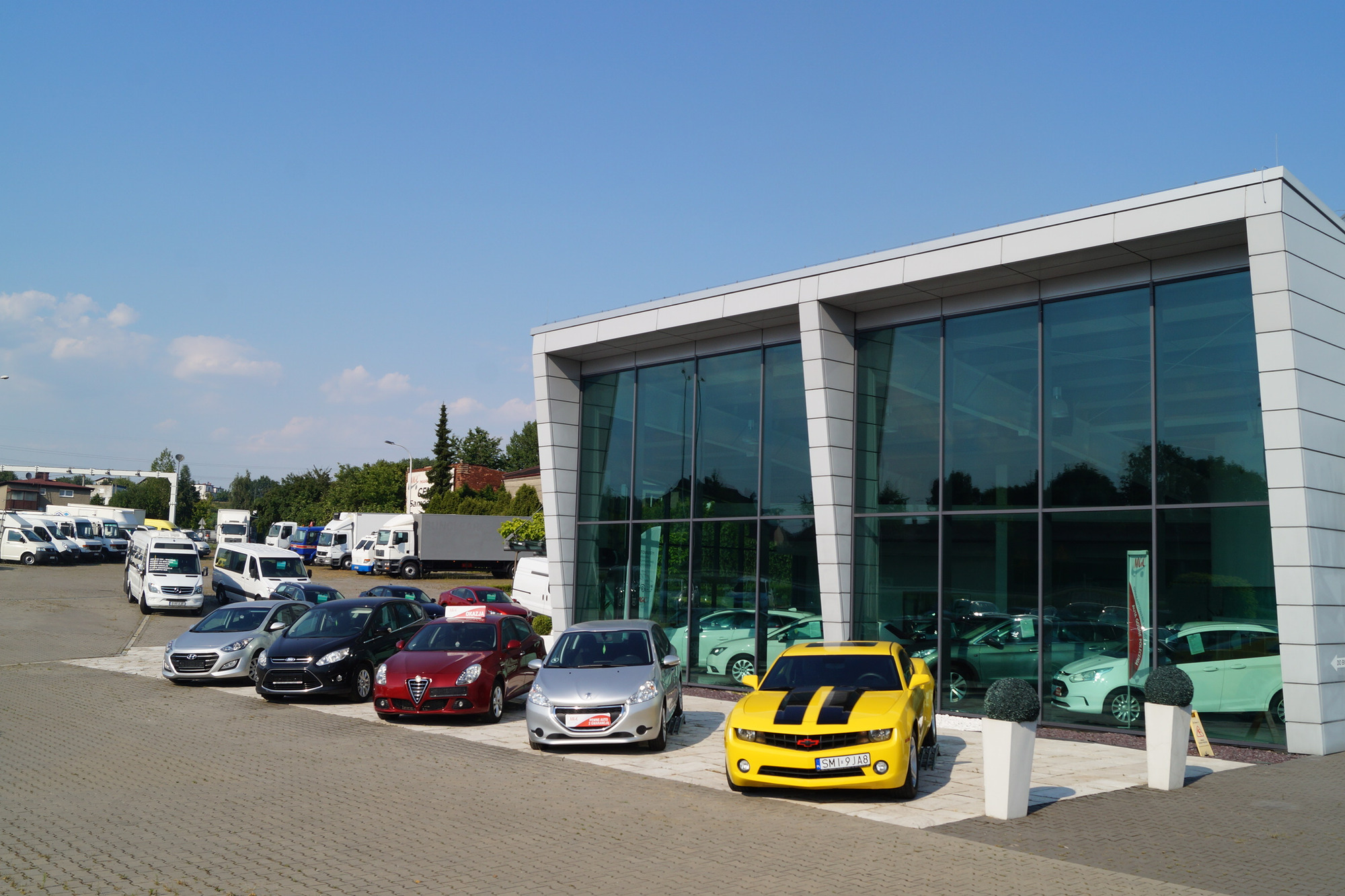 MGC CENTRUM SAMOCHODOW DOSTAWCZYCH - Vehículos municipales MERCEDES-BENZ undefined: foto 2
