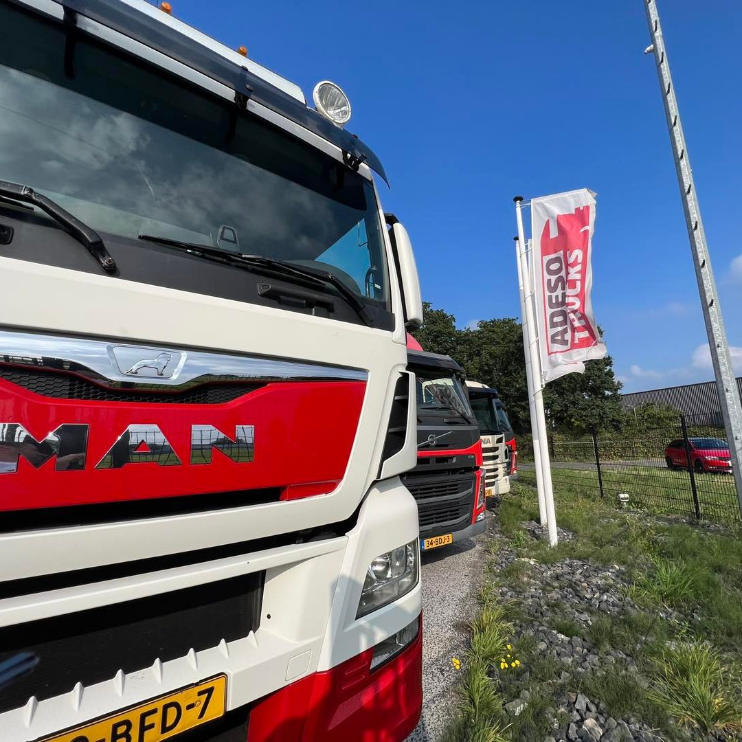 Adeso Trucks - Cabezas tractoras - 4x2 undefined: foto 1