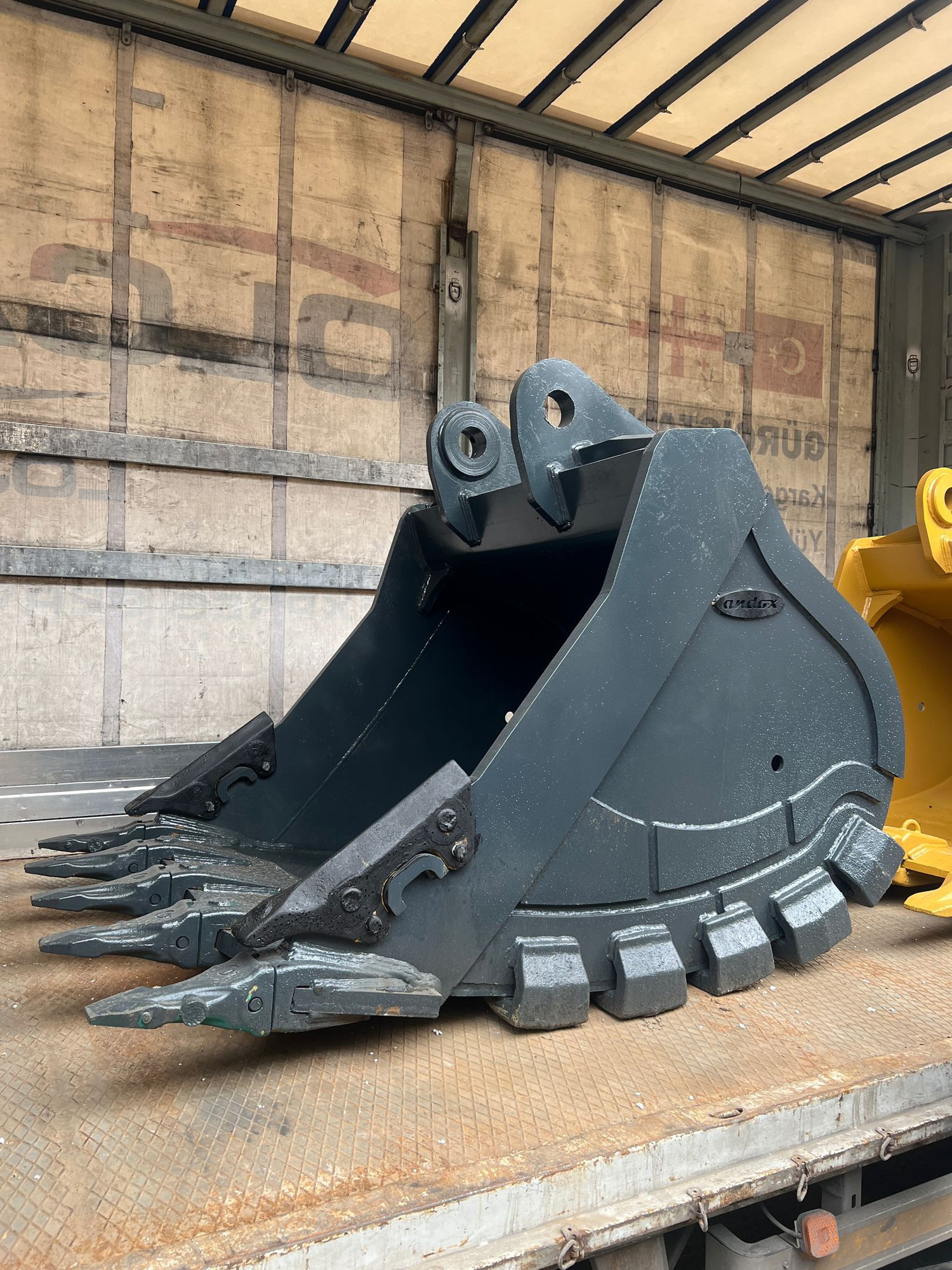 ANDOKS  - Implementos undefined: foto 11