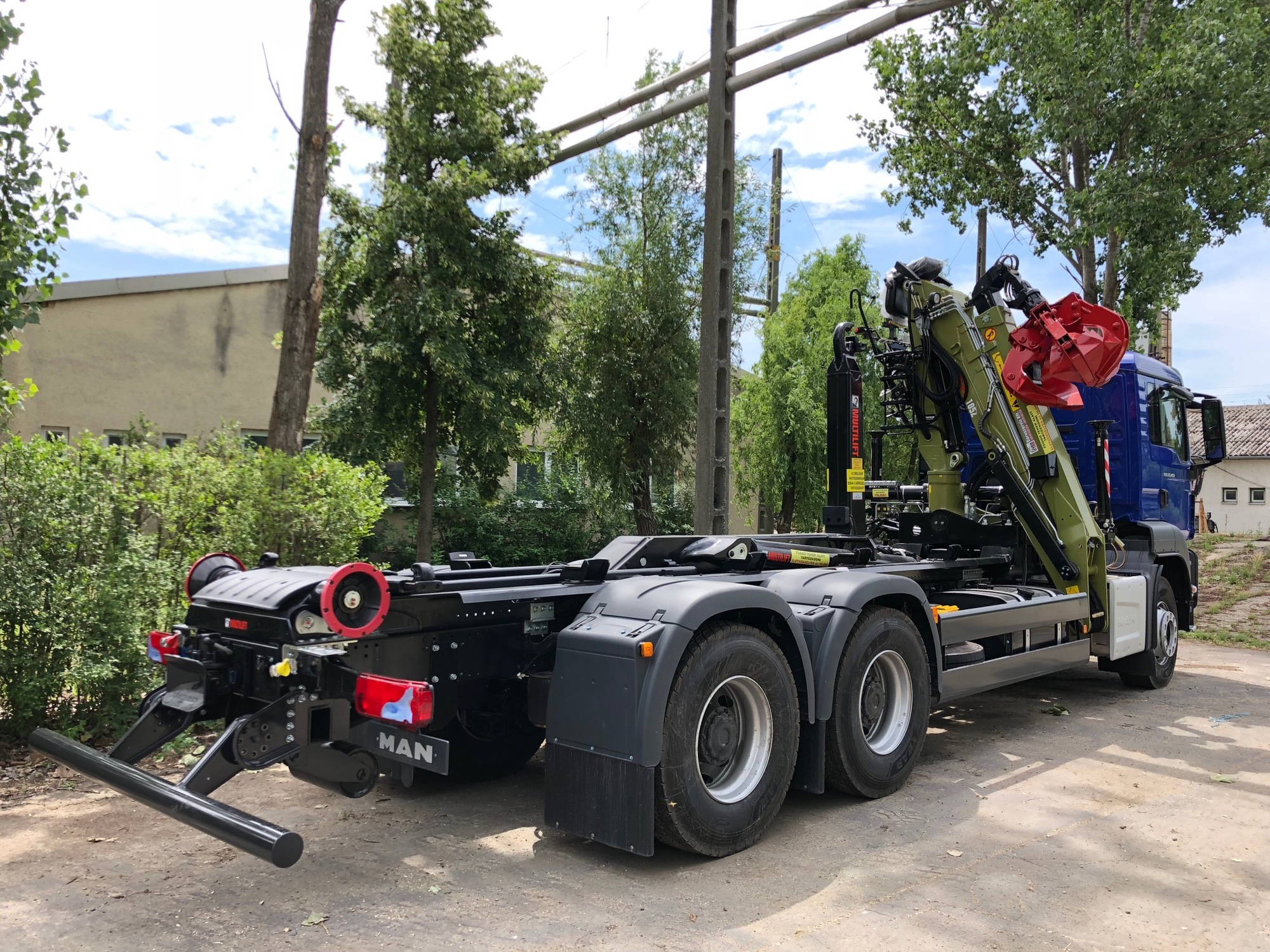 HYAB DARUSZERVIZ KFT - Implementos undefined: foto 6