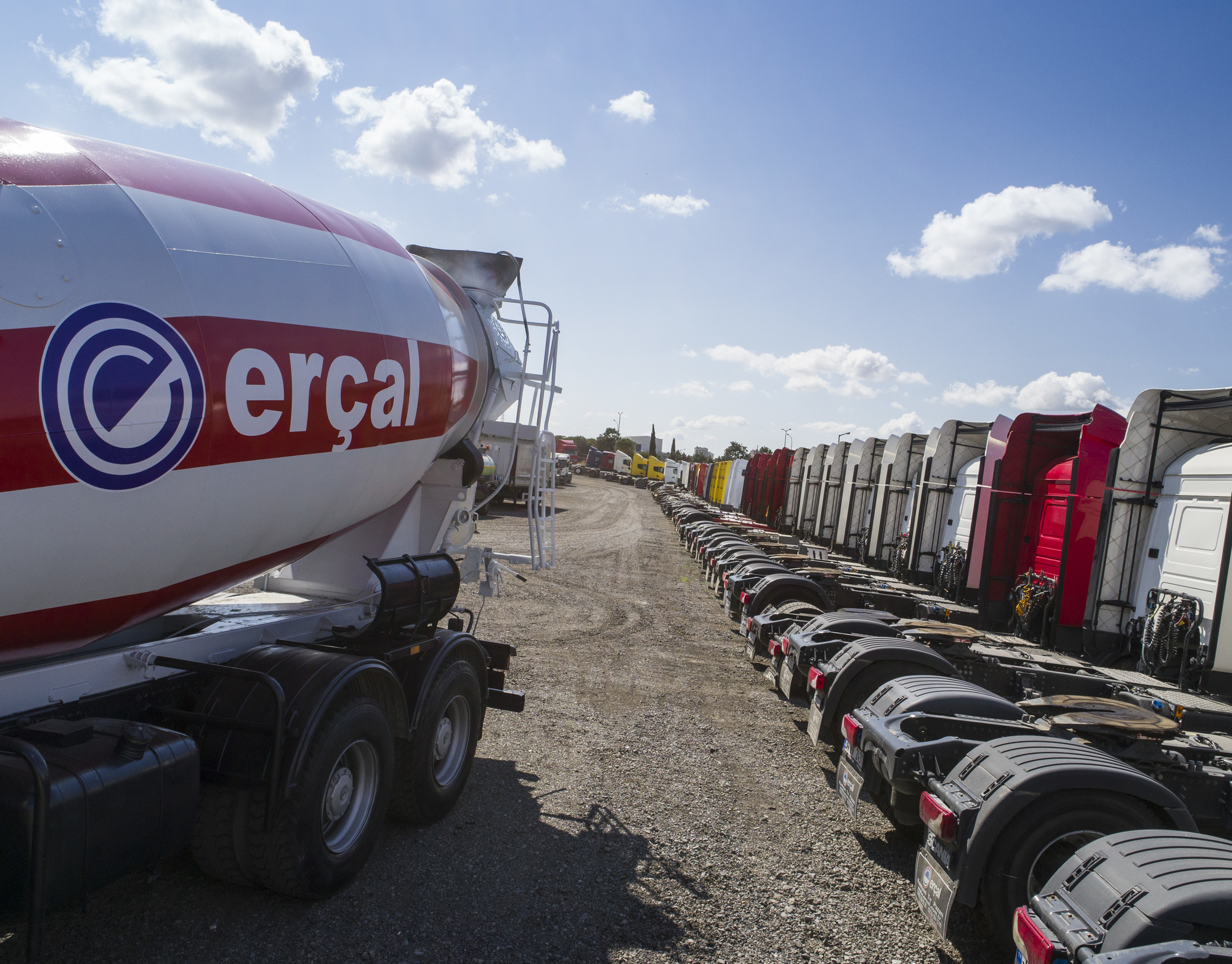 ERCAL TRUCKS - Maquinaria de construcción FORD - 4-eje undefined: foto 4
