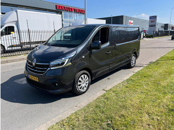Furgoneta pequeña RENAULT Trafic 2.0