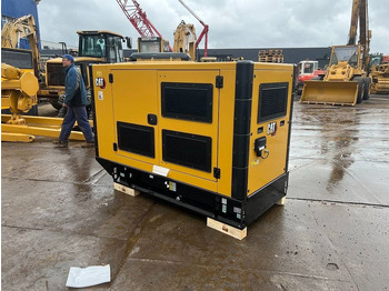 Generador industriale CAT DE 88 E0 (80KVA 64KW) new unused: foto 4