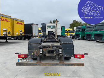 Camión chasis Volvo FMX 370: foto 3