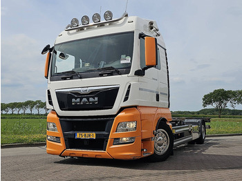 Leasing para MAN 18.400 TGX XLX 4X2 2T LIFT INT. MAN 18.400 TGX XLX 4X2 2T LIFT INT.: foto 1