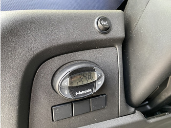 Furgoneta con lona Iveco Daily 65C21 3,6m P+P+LBW Klima Automat. Webasto: foto 4