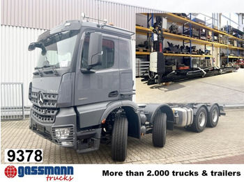 Camión multibasculante MERCEDES-BENZ Arocs 3251