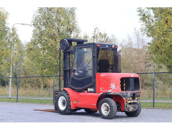 Carretilla elevadora diésel Clark CPD50S | 5 TON | DUPLEX | HYDR. FORKS: foto 3 Carretilla elevadora diésel Clark CPD50S | 5 TON | DUPLEX | HYDR. FORKS: foto 3