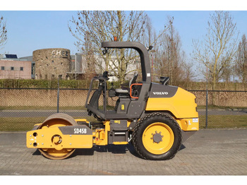 Rodillo VOLVO SD45B