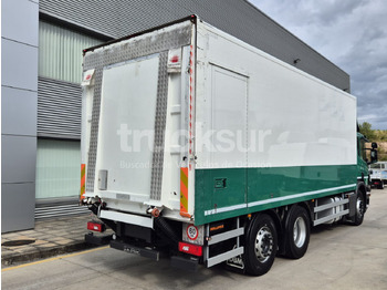 Camión caja cerrada SCANIA P320.26 ejes 6x2*4: foto 4