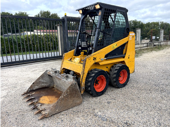 Minicargadora BOBCAT S70