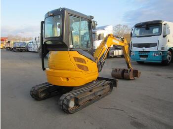 Miniexcavadora Kubota U25: foto 3