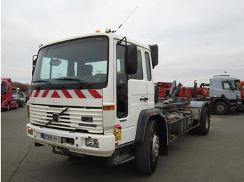 Camión multibasculante VOLVO FL6