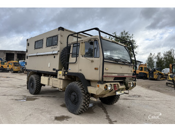 Camión portavehículos Stewart & Stevenson M1078 LMTV: foto 2 Camión portavehículos Stewart & Stevenson M1078 LMTV: foto 2