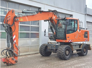 Excavadora de ruedas Liebherr A 916: foto 2