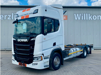 Camión portacontenedore/ Intercambiable SCANIA R 450