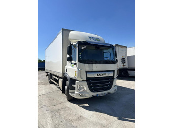 Camión caja cerrada DAF CF 340