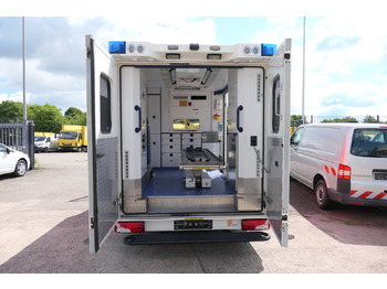 Ambulancia MERCEDES-BENZ Sprinter 519 CDI Klima Krankenwagen Fahrtec Aufb: foto 5