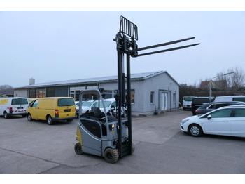 Carretilla elevadora transportable STILL RX20