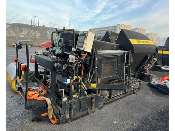Pavimentadora de asfalto CATERPILLAR