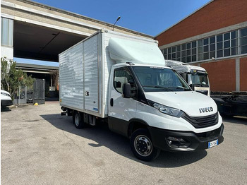 Furgoneta caja cerrada IVECO Daily 35c14