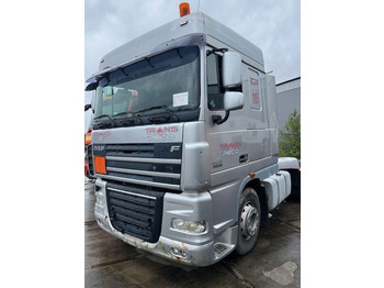 Cabeza tractora DAF XF 105 460