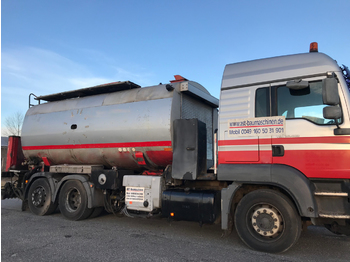 Distribuidor de asfalto MAN TGA 26.480