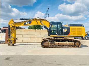 Excavadora de cadenas CATERPILLAR 352F