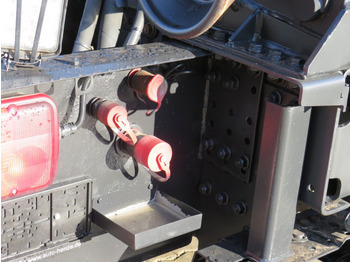 Camión multibasculante MAN TG-S 18.320 BL Abrollkipper: foto 5 Camión multibasculante MAN TG-S 18.320 BL Abrollkipper: foto 5