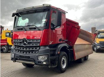 Camión volquete MERCEDES-BENZ Arocs 2648