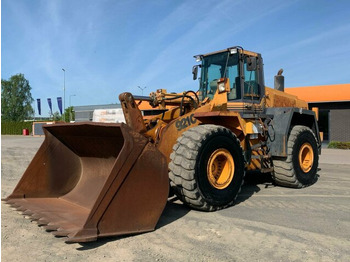 Cargadora de ruedas CASE