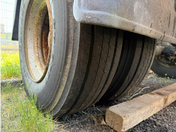 Remolque cisterna Hüffermann HSD181D Tankanhänger für nicht GGVS Güter: foto 4 Remolque cisterna Hüffermann HSD181D Tankanhänger für nicht GGVS Güter: foto 4