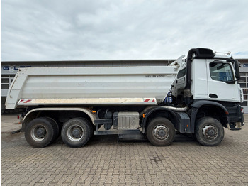 Camión portacontenedor de cadenas Mercedes-Benz AROCS 4145 8x8 Meiller Muldenkipper: foto 3