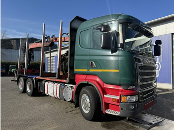 Camión forestal SCANIA R 560