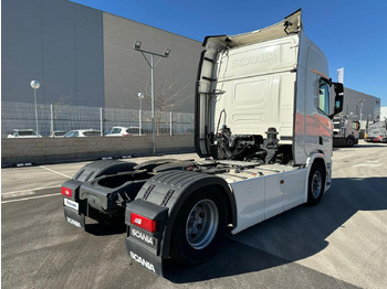 Cabeza tractora SCANIA R 460