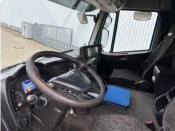 Foto del interior 1: Cabeza tractora Stralis AT440S46TZ 6x4 Stralis AT440S46TZ 6x4, EEV, Kipphydraulik