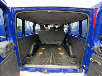 Furgoneta combi Ford Ford Transit 2,0 TDE 4x2 Ford Transit 2,0 TDE 4x2, EX-THW, 6 Sitze: foto 5 Furgoneta combi Ford Ford Transit 2,0 TDE 4x2 Ford Transit 2,0 TDE 4x2, EX-THW, 6 Sitze: foto 5