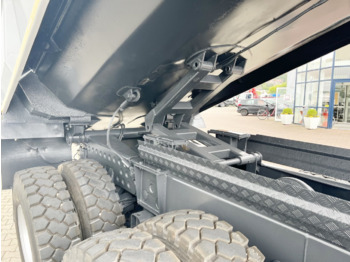 Dúmper Tatra Phoenix 8x8 Phoenix 8x8, Stahlmulde ca. 22m³, hydr. Heckklappe: foto 2 Dúmper Tatra Phoenix 8x8 Phoenix 8x8, Stahlmulde ca. 22m³, hydr. Heckklappe: foto 2