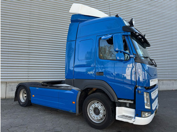 Cabeza tractora Volvo FM 370 / 2 Tanks / I-Shift / NL Truck: foto 2