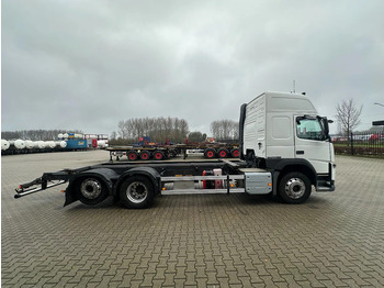 Camión chasis Volvo FM 380 Globetrotter 6x2, ADR (FL, AT, OX), LIFT/STEER, 636.183km: foto 4 Camión chasis Volvo FM 380 Globetrotter 6x2, ADR (FL, AT, OX), LIFT/STEER, 636.183km: foto 4