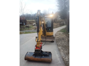 Excavadora de cadenas CATERPILLAR 303 ECR: foto 2 Excavadora de cadenas CATERPILLAR 303 ECR: foto 2