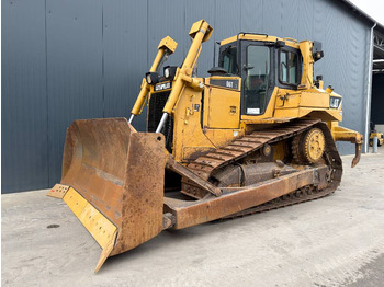 Bulldozer CATERPILLAR D6T