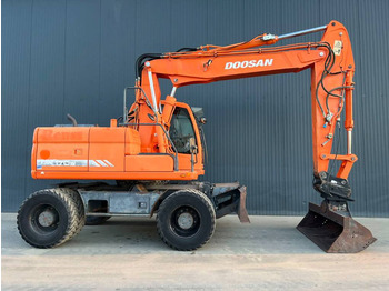 Excavadora de ruedas Doosan DX170W: foto 4
