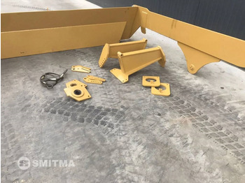 Trampilla elevadora para Maquinaria de construcción nuevo Volvo A40G: foto 5 Trampilla elevadora para Maquinaria de construcción nuevo Volvo A40G: foto 5