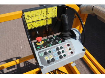Plataforma de tijeras Haulotte Compact 12DX Valid Inspection, *Guarantee! Diesel,: foto 4