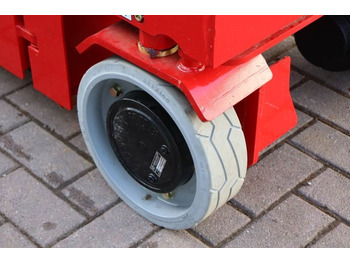 Plataforma de tijeras Magni ES0807EP New And Available Directly From Stock, El: foto 3 Plataforma de tijeras Magni ES0807EP New And Available Directly From Stock, El: foto 3