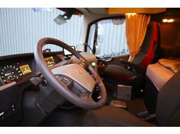 Grúa todo terreno Volvo FH12 With Cormach 135tm Crane Volvo FH12 10x4 With: foto 4
